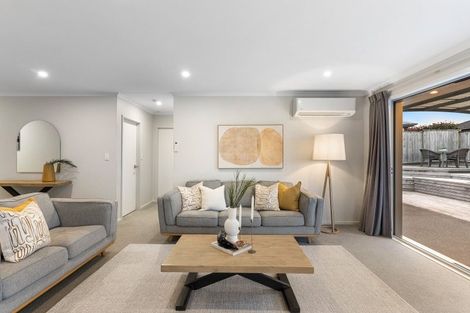 Photo of property in 13 Pitoitoi Drive, Riverhead, 0820