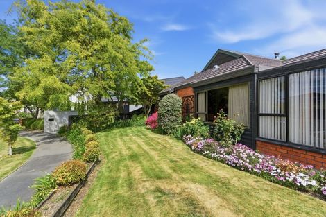 Photo of property in 12 Swithland Place, Avonhead, Christchurch, 8042