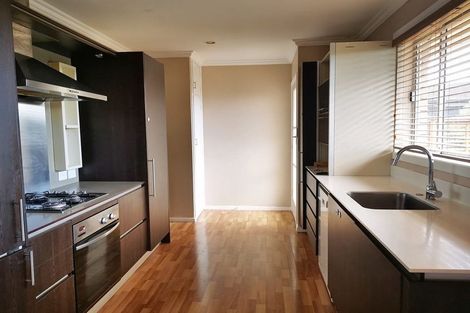 Photo of property in 16 Seamer Place, St Andrews, Hamilton, 3200