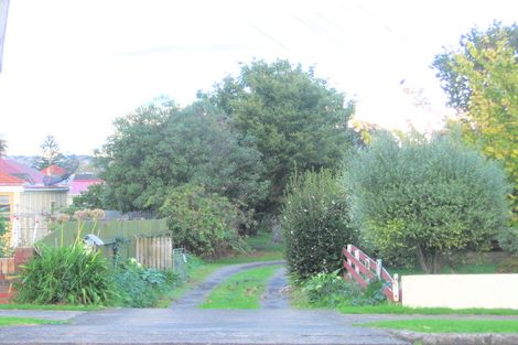 Photo of property in 81 Birdwood Avenue, Papatoetoe, Auckland, 2025