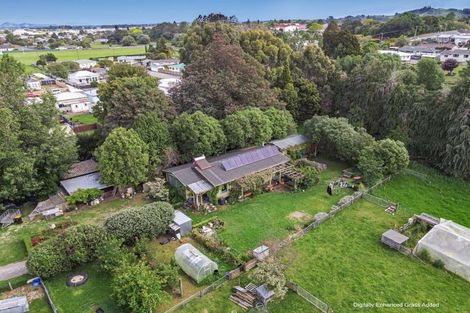 Photo of property in 16 Cole Street, Dannevirke, 4930