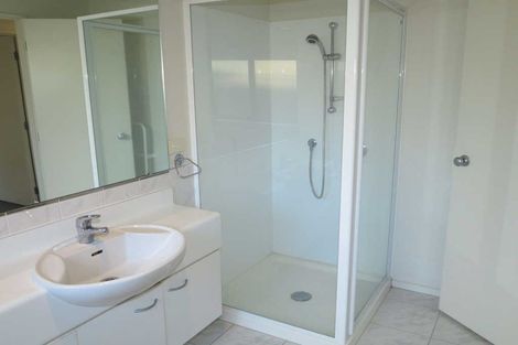 Photo of property in 10 Aaronville Way, East Tamaki, Auckland, 2016