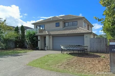 Photo of property in 17 Bordeaux Parade, Te Atatu South, Auckland, 0610