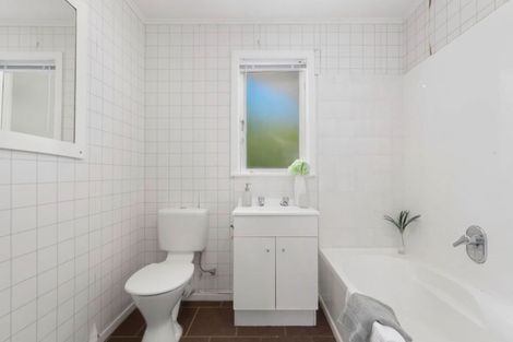 Photo of property in 18 Evan Street, Belmont, Auckland, 0622