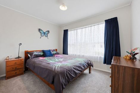 Photo of property in 2/23 Butley Drive, Farm Cove, Auckland, 2012