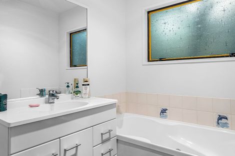 Photo of property in 12 Pentre Terrace, Cashmere, Christchurch, 8022