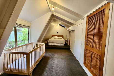 Photo of property in 32 Aeroview Drive, Beach Haven, Auckland, 0626