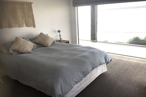 Photo of property in 117 Marine Parade, Seatoun, Wellington, 6022