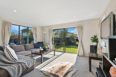 Photo of property in 2/71a Glenmore Avenue, Casebrook, Christchurch, 8051