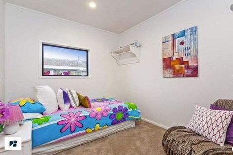 Photo of property in 2/3 Copley Street, New Lynn, Auckland, 0600