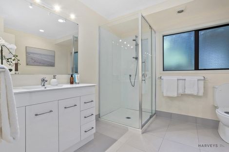 Photo of property in 134 Woodlands Park Road, Titirangi, Auckland, 0604