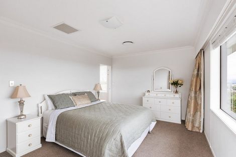 Photo of property in 98 Waikite Road, Welcome Bay, Tauranga, 3175