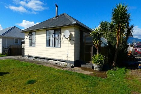 Photo of property in 50 Fonblanque Street, Westport, 7825