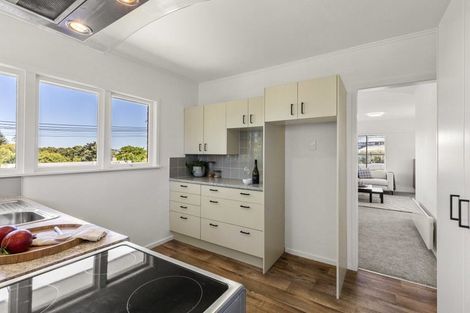 Photo of property in 6/40 Lake Road, Narrow Neck, Auckland, 0624