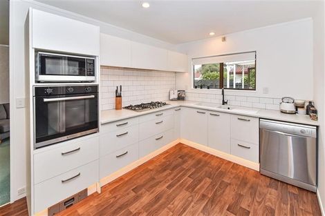 Photo of property in 94b Clevedon Road, Papakura, 2110