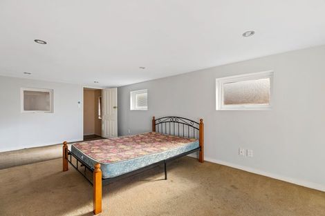 Photo of property in 60 Orams Road, Hillpark, Auckland, 2102