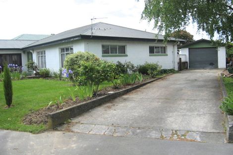 Photo of property in 4 Larch Place, Casebrook, Christchurch, 8051