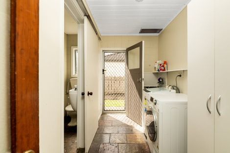 Photo of property in 44 Ngatai Road, Otumoetai, Tauranga, 3110