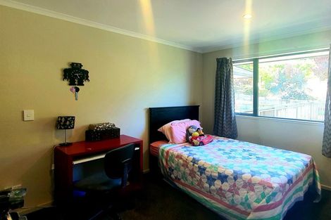 Photo of property in 11 Thomson Street, Green Island, Dunedin, 9018