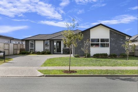 Photo of property in 137 Penetaka Heights, Pyes Pa, Tauranga, 3112