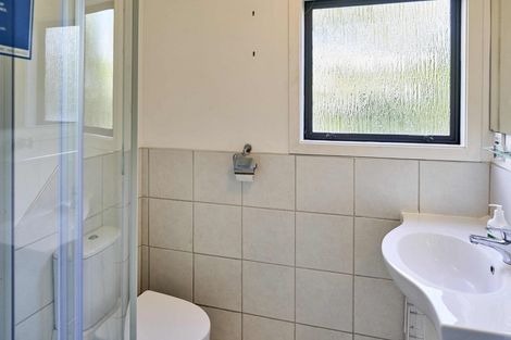 Photo of property in 27 Eskdale Road, Papakowhai, Porirua, 5024