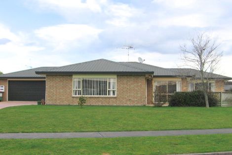 Photo of property in 43 Bouverie Crescent, Flagstaff, Hamilton, 3210