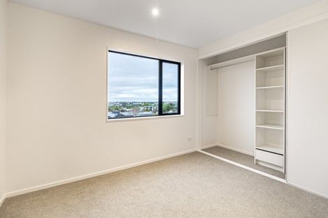 Photo of property in 5/11 Ryburn Road, Mount Wellington, Auckland, 1062