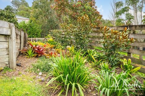 Photo of property in 13 View Street, Maungaturoto, 0520