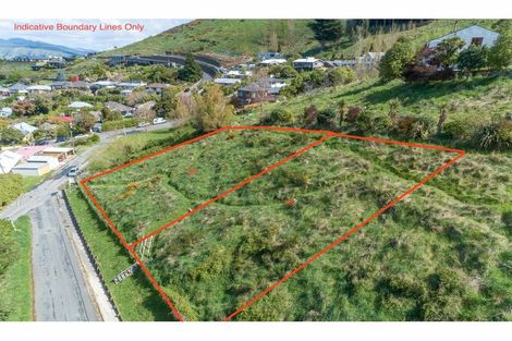 Photo of property in 18 Harmans Road, Lyttelton, 8082