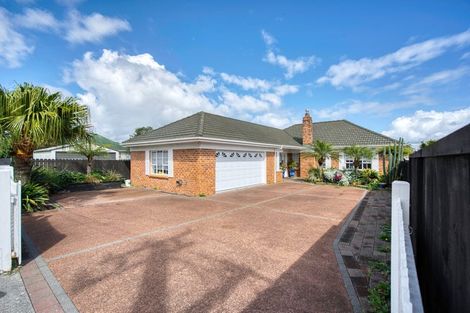 Photo of property in 31 Earlsworth Road, Mangere East, Auckland, 2024