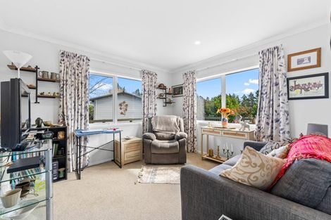 Photo of property in 3241 Paparoa-oakleigh Road, Paparoa, 0571