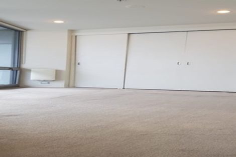 Photo of property in Scene Three Apartments, 806/30 Beach Road, Auckland Central, Auckland, 1010