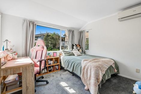 Photo of property in 133a Glendhu Road, Bayview, Auckland, 0629