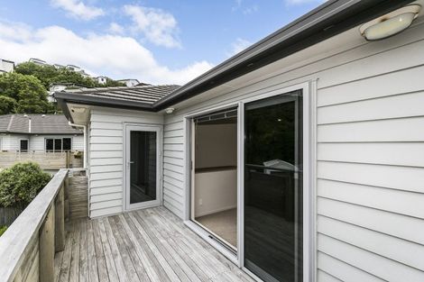 Photo of property in 12 Ted Gilberd Place, Newlands, Wellington, 6037
