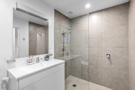 Photo of property in 14 Islington Place, Wanaka, 9305