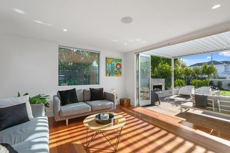 Photo of property in 102 Heaton Street, Merivale, Christchurch, 8052