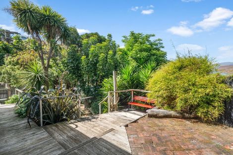 Photo of property in 19 Hawkhurst Road, Lyttelton, 8082