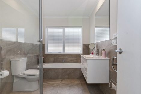 Photo of property in 53 Awataha Crescent, Pyes Pa, Tauranga, 3110