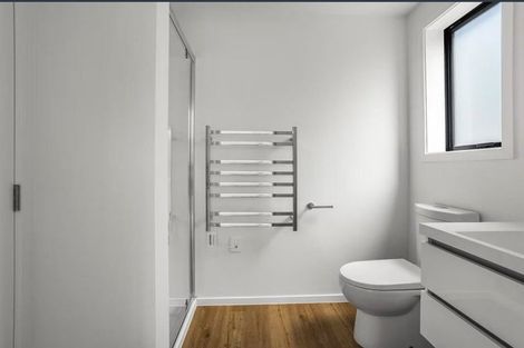 Photo of property in 7/27 Main Road, Wainuiomata, Lower Hutt, 5014