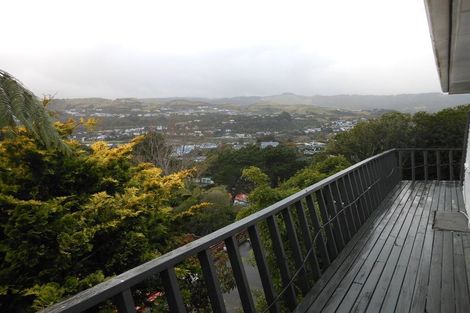 Photo of property in 21 Olivia Crescent, Tawa, Wellington, 5028