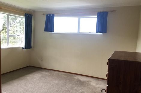 Photo of property in 3 Lavery Place, Sunnynook, Auckland, 0632