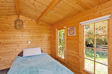 Photo of property in 3 Morton Street, Tuatapere, 9620