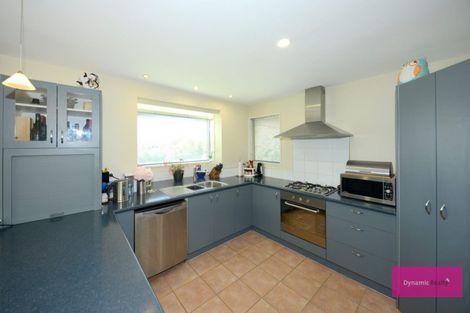 Photo of property in 21 Willowview Drive, Redwood, Christchurch, 8051