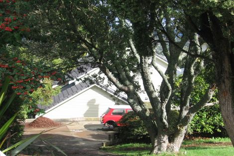 Photo of property in 231a Titirangi Road, Titirangi, Auckland, 0604