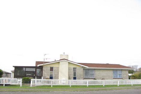 Photo of property in 47 Brown Street, Inglewood, 4330