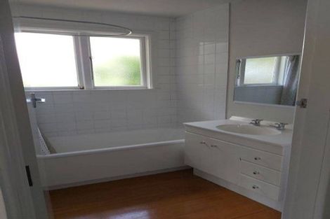 Photo of property in 1/5 Newbridge Place, Ilam, Christchurch, 8041