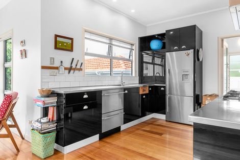 Photo of property in 152 Galloway Street, Hamilton East, Hamilton, 3216