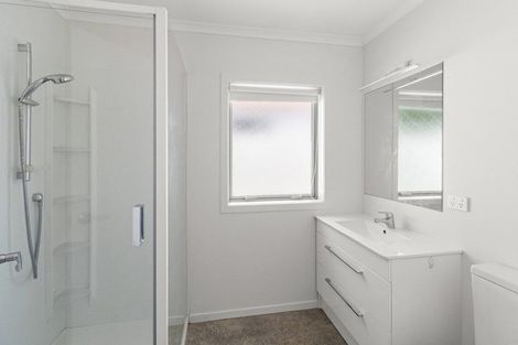 Photo of property in 30 Wrantage Street, Westown, New Plymouth, 4310