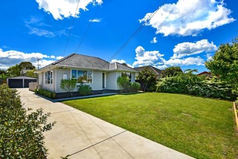 Photo of property in 9 Dunedin Street, Redwood, Christchurch, 8051