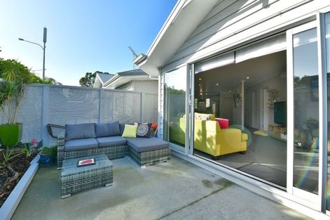 Photo of property in 3/925 Whangaparaoa Road, Manly, Whangaparaoa, 0930